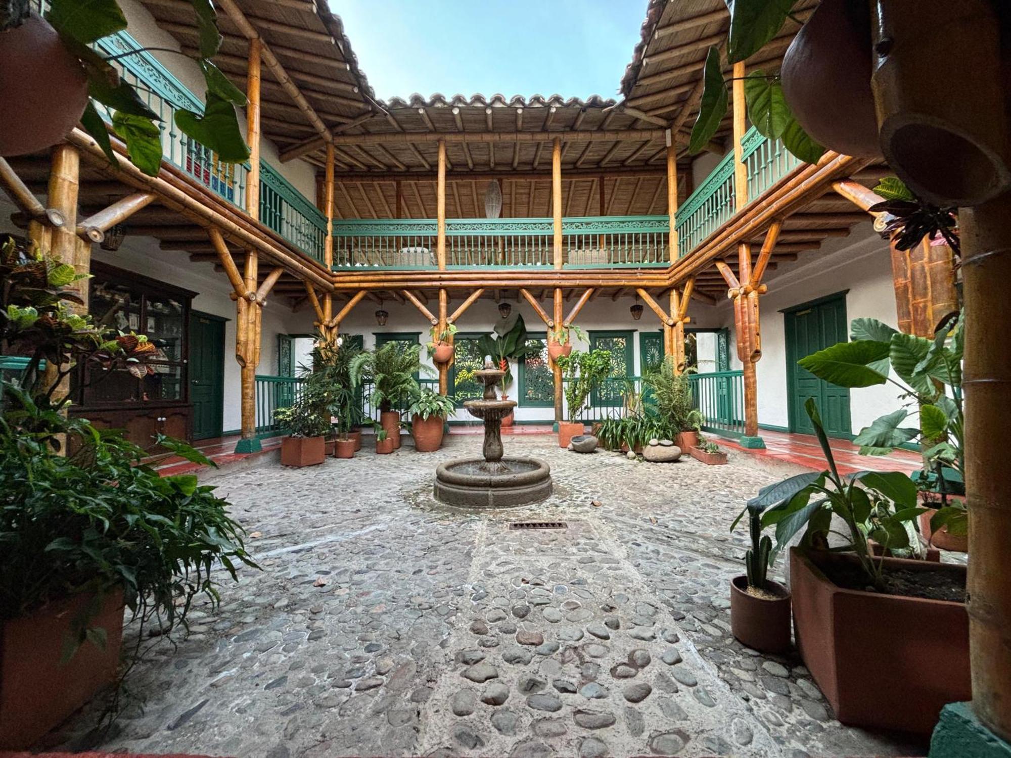 Hacienda Bambusa El Caimo Esterno foto